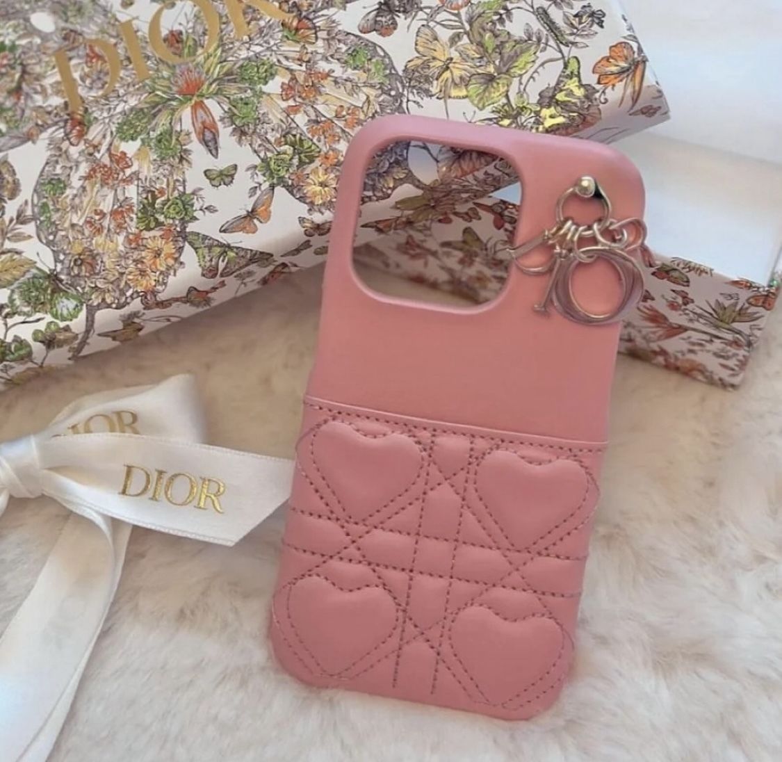 Lady Dior iPhoneケース 13Pro カナージュラムスキン ピンク 【公式通販】